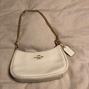Leather cream coach outlet handbag